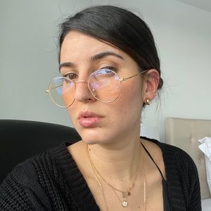 Meet your Posher, Angelica